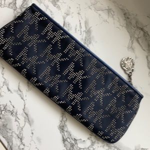 Michael Kors clucth